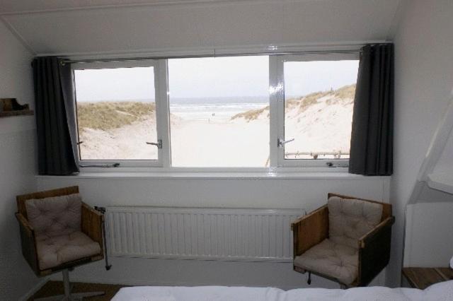 Formerum Strandhotel Terschelling B&B מראה חיצוני תמונה